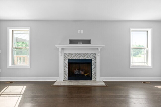 Building Photo - 3482 Southwood Dr