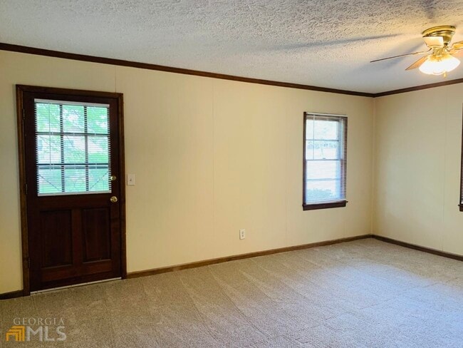 Building Photo - 105 Sunrise Dr