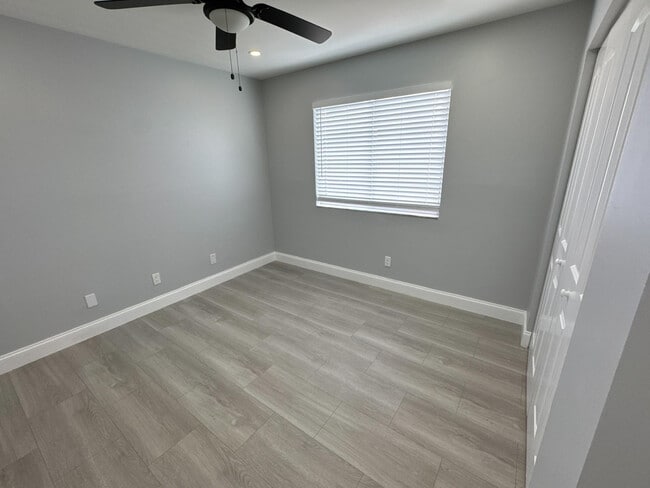 Building Photo - 5516 NW 22nd St