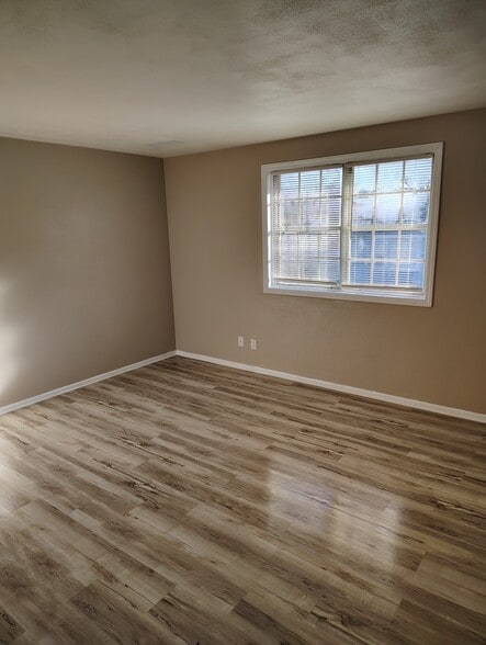 Building Photo - 1353 N 2nd St