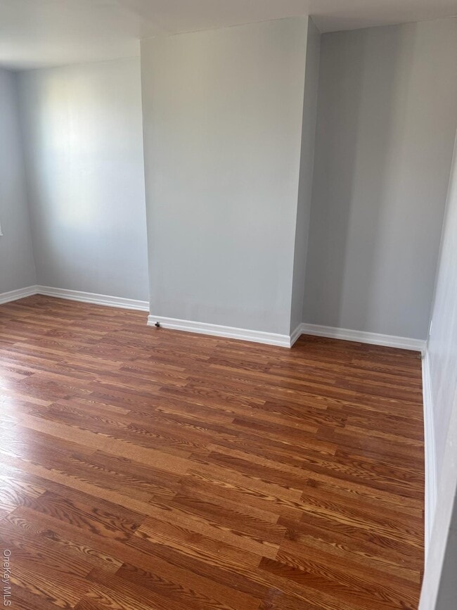 Building Photo - 166A Schaefer St