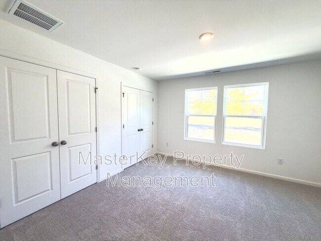 Building Photo - 1504 Crescent Townes Wy