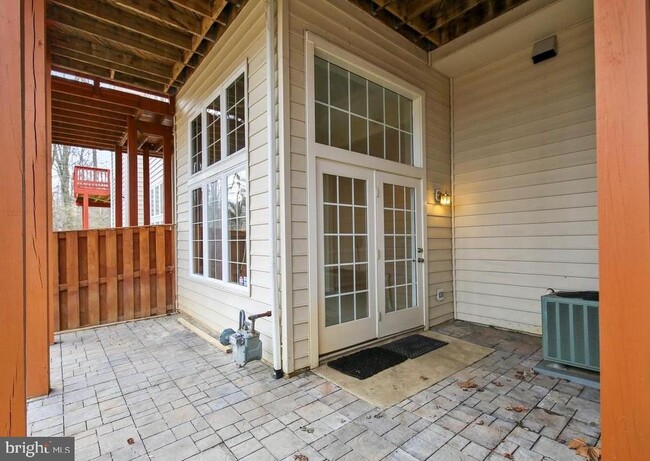 Building Photo - 64 Waddington Ln