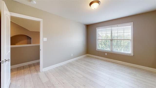 Building Photo - 3114 Flowering Springs Dr