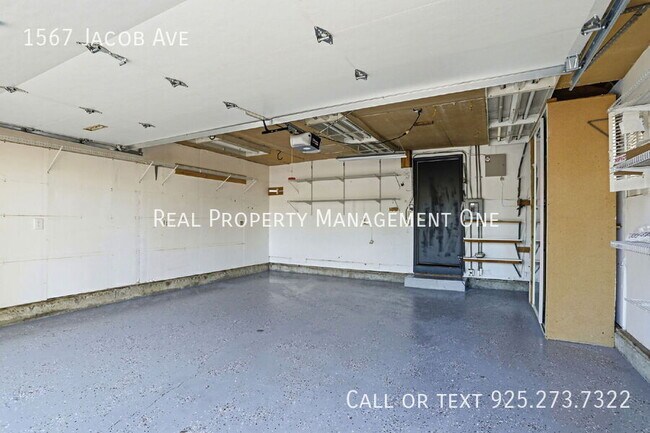 Building Photo - 1567 Jacob Ave