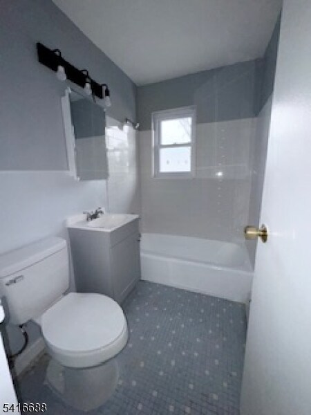 Building Photo - 117 W 3rd Ave