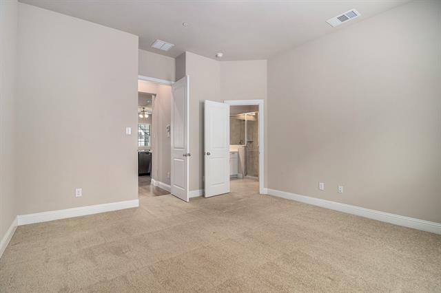 Building Photo - 315 Ferndale St