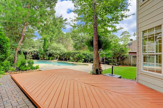 Building Photo - 147 N Willow Point Cir