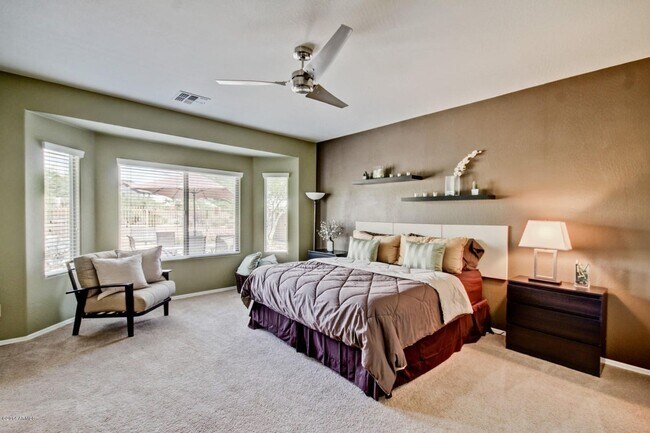 Building Photo - Gorgeous 4 Bed single level home at  Fireside - Norterra