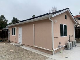 Building Photo - 4994 Berkeland Ct