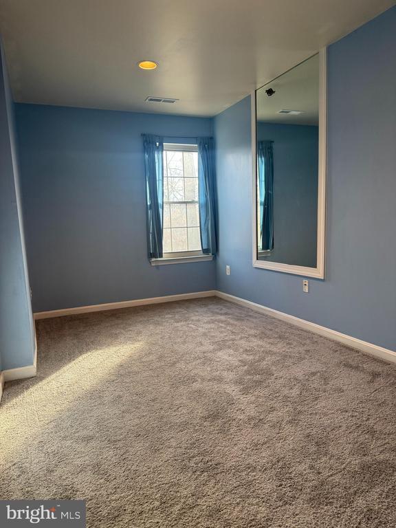 Building Photo - 1302 Sugarwood Cir