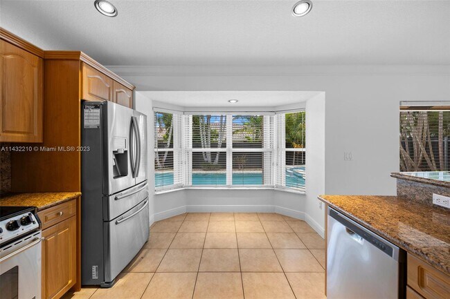 Building Photo - 14251 SW 152nd Pl