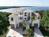 Building Photo - 1661 Seabreeze Dr