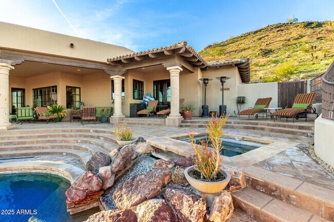 Building Photo - 1930 E Desert Willow Dr