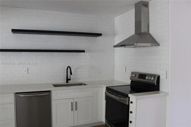 Building Photo - 3827 SW 88th Ct