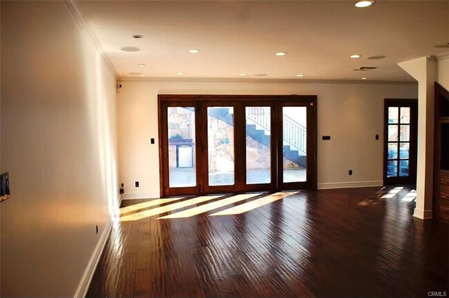 Building Photo - 5235 San Feliciano Dr