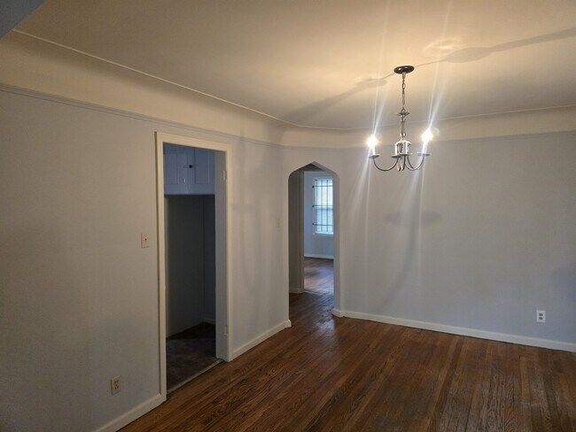 Building Photo - 11381 Whitehill St