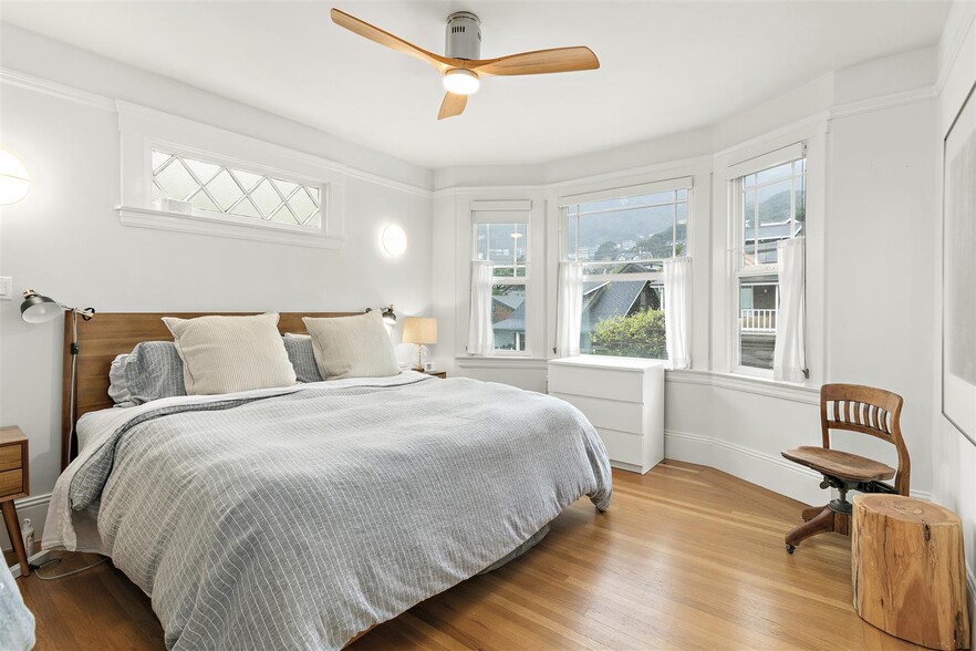 Master Bedroom with angle bay windows - 306 3rd St