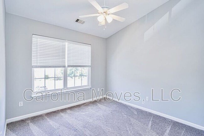 Building Photo - 314 Cumulus Ct