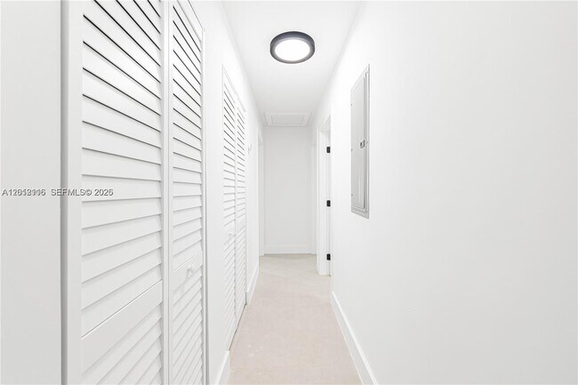 Building Photo - 11835 SW 37th St