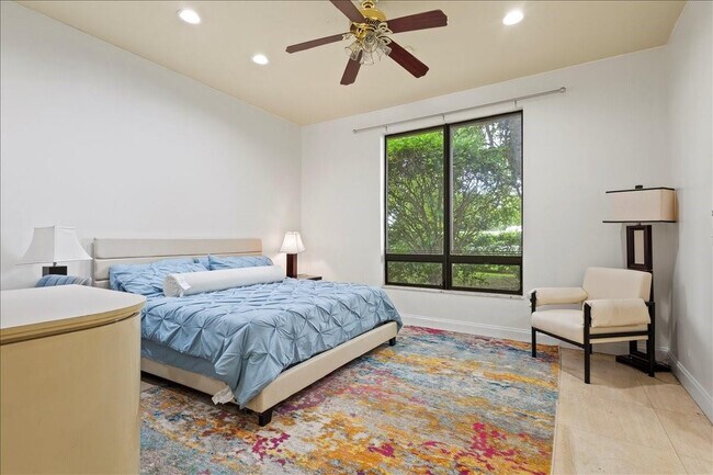 Building Photo - 5304 Woodlands Blvd