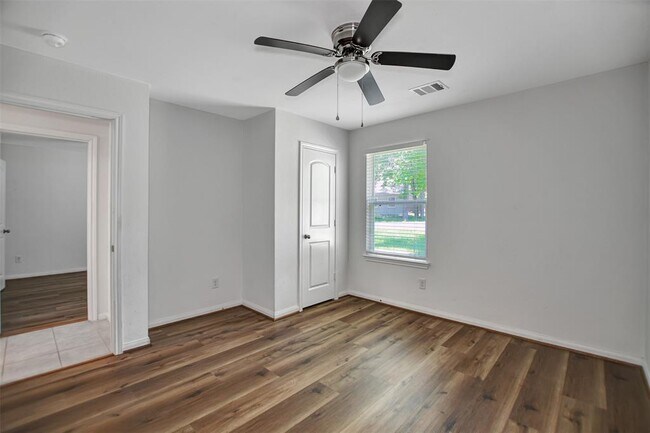 Building Photo - 24617 Pools Creek Dr