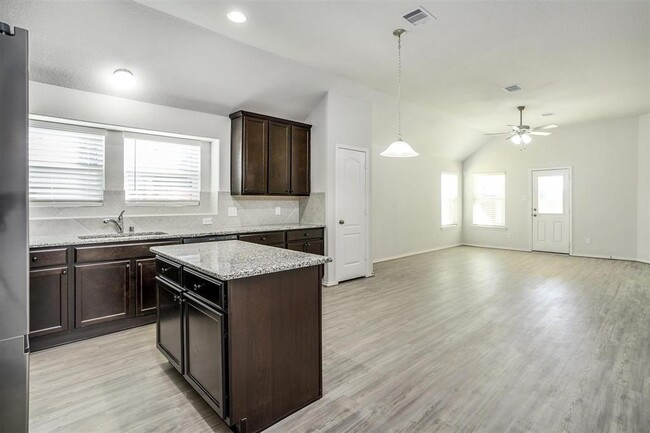 Building Photo - 3107 Andlor Hills Dr