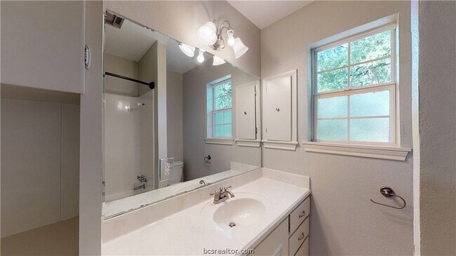 Building Photo - 4814 Afton Oaks Dr