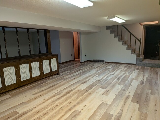 Building Photo - 2513 Lilac Dr