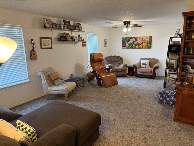 Building Photo - 2009 S 11th St