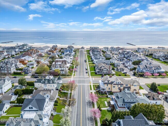 Building Photo - 112 Sylvania Ave