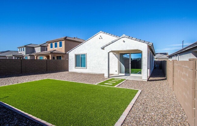 Building Photo - COMING SOON !! Mountainside Living at Canyon Views! 4 bedroom 2 bathroom!