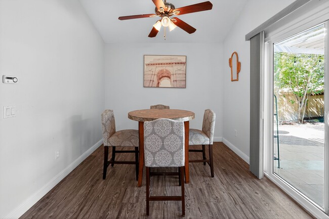 Building Photo - 9536 Bayamon Rd