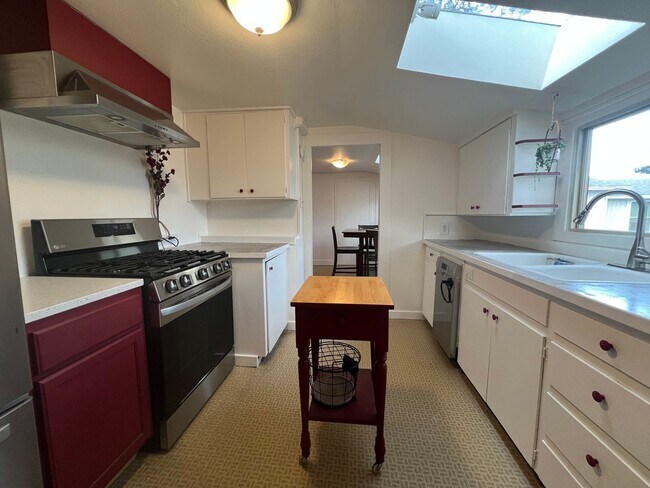 Building Photo - 508 N Main St