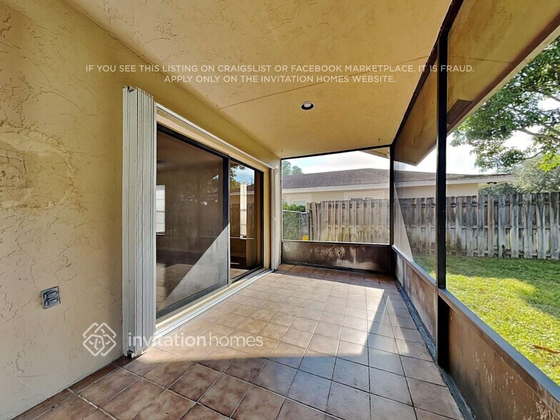 Building Photo - 968 Sage Ave