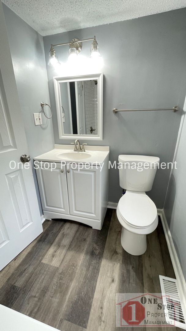 Building Photo - Beautiful 3 Bedroom 2 Bathroom Home in Kan...