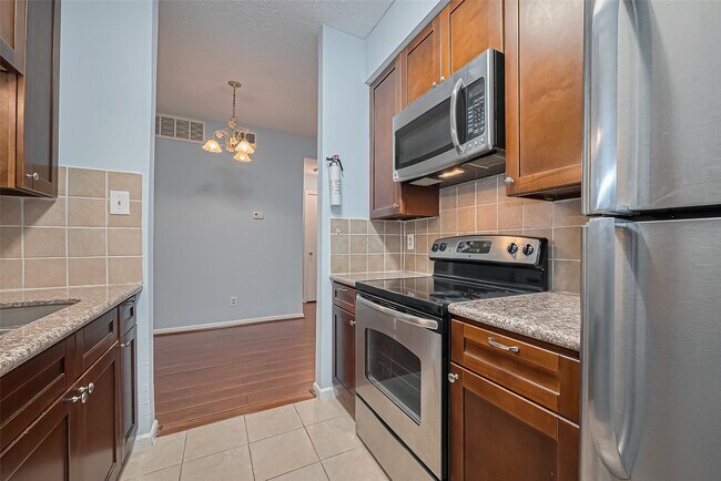 Building Photo - 7900 N Stadium Dr