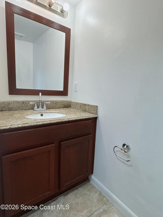 Building Photo - 1718 Sawgrass Dr SW