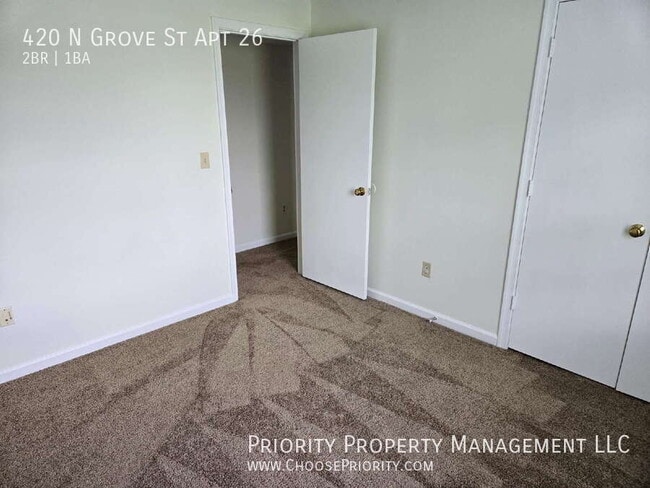 Building Photo - 420 N Grove St