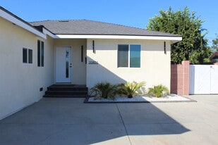 Front - 20801 Bassett St