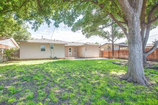 Building Photo - 3518 38th St