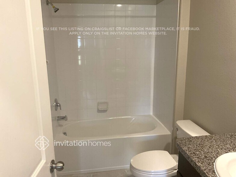 Building Photo - 7122 Paradise Island Ct