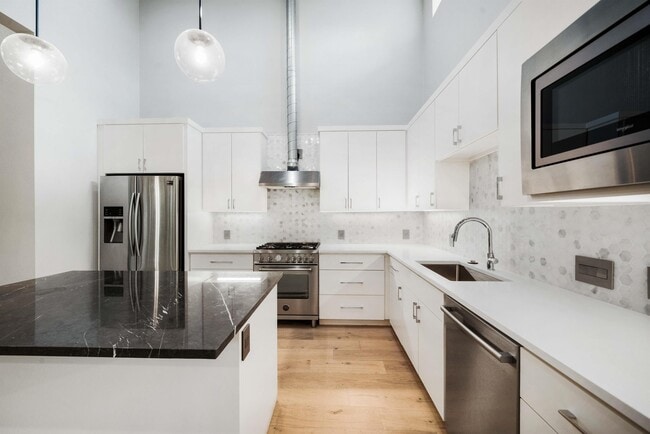 Building Photo - 4313 Banister Ln