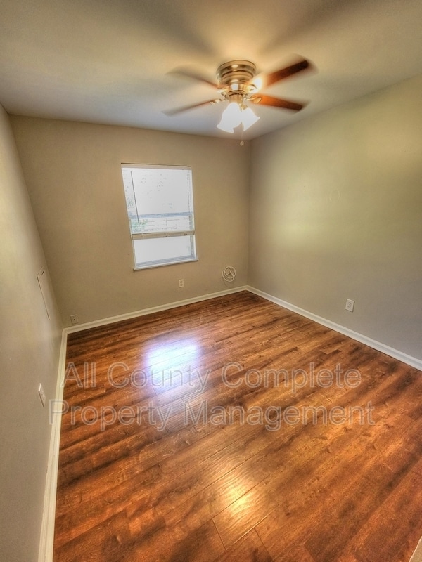 Building Photo - 10881 Key Coral Dr