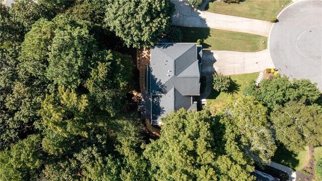 Building Photo - 680 Evening Pine Ln