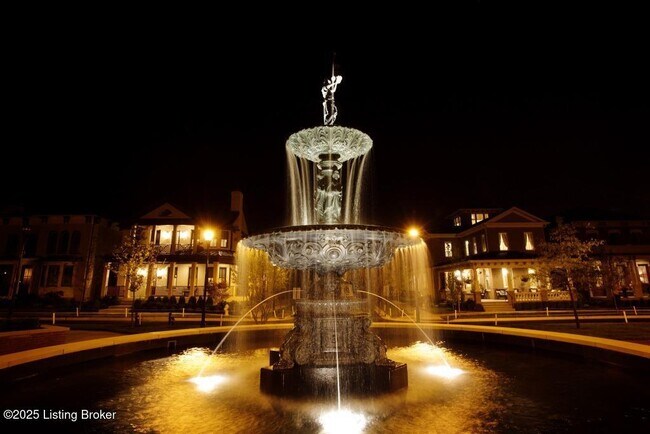 Building Photo - 6301 Meeting St