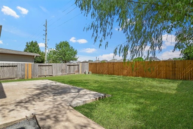Building Photo - 19326 Camellia Knoll Trail