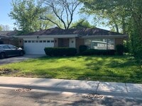 Building Photo - 9624 Karlov Ave