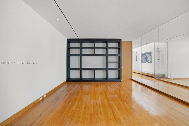 Building Photo - 6070 SW 128th St