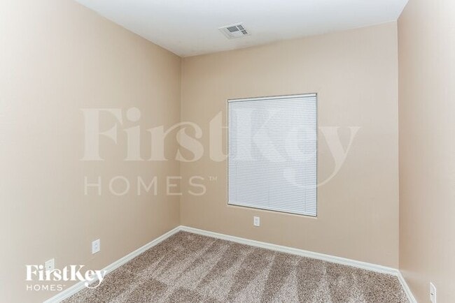 Building Photo - 3220 W La Madre Way